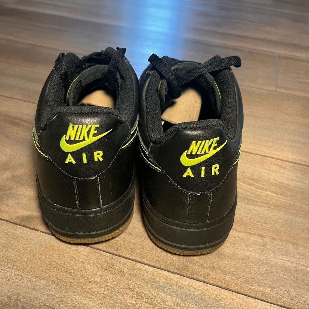 Nike Air Force 1 Black Athletic Sneaker Men 12 - Picture 3 of 7